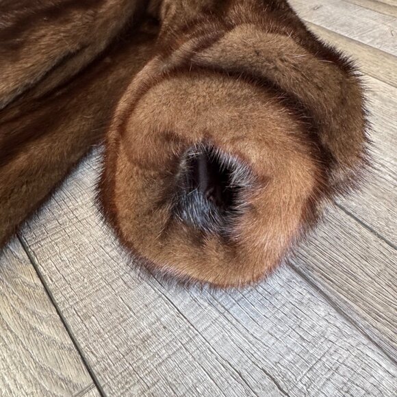 1970s Christa Furs Genuine Mink Coat Stroller - Retro Mob Wife Chic - Picture 6 of 12